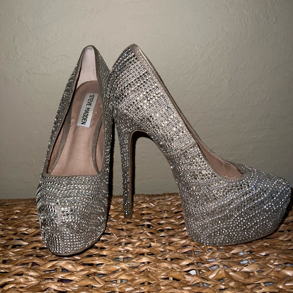 Steve Madden Dyvinal pump